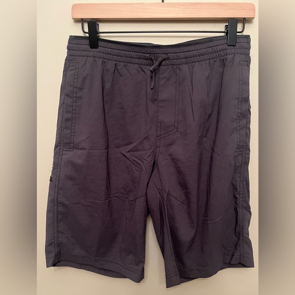 Kuhl Shorts Men’s Size Small Grey Outdoor Hiking - Picture 1 of 6